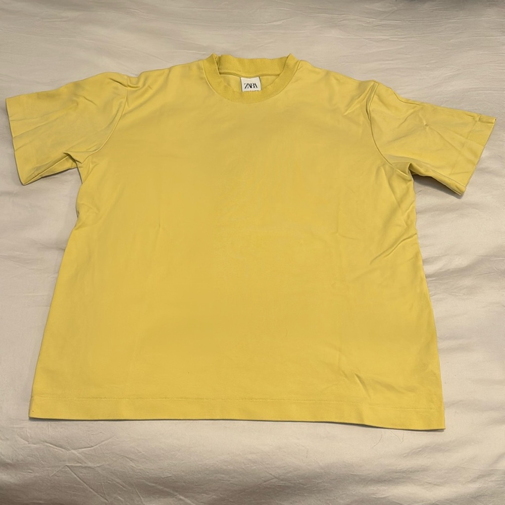 Men’s Zara short sleeve tee